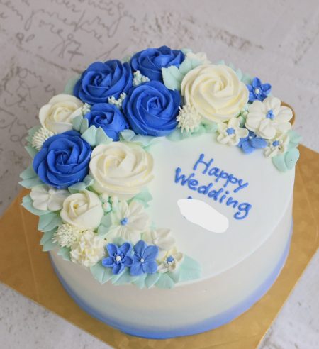 爽やかなブルーのバラケーキ | オーダーメイドケーキの製作実例